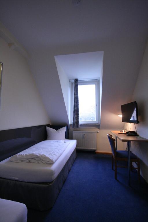 Altstadt Hotel ไฮเดลเบิร์ก ภายนอก รูปภาพ