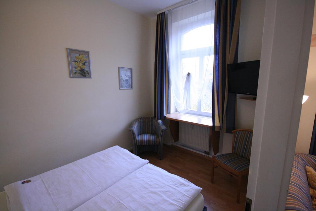 Altstadt Hotel ไฮเดลเบิร์ก ภายนอก รูปภาพ