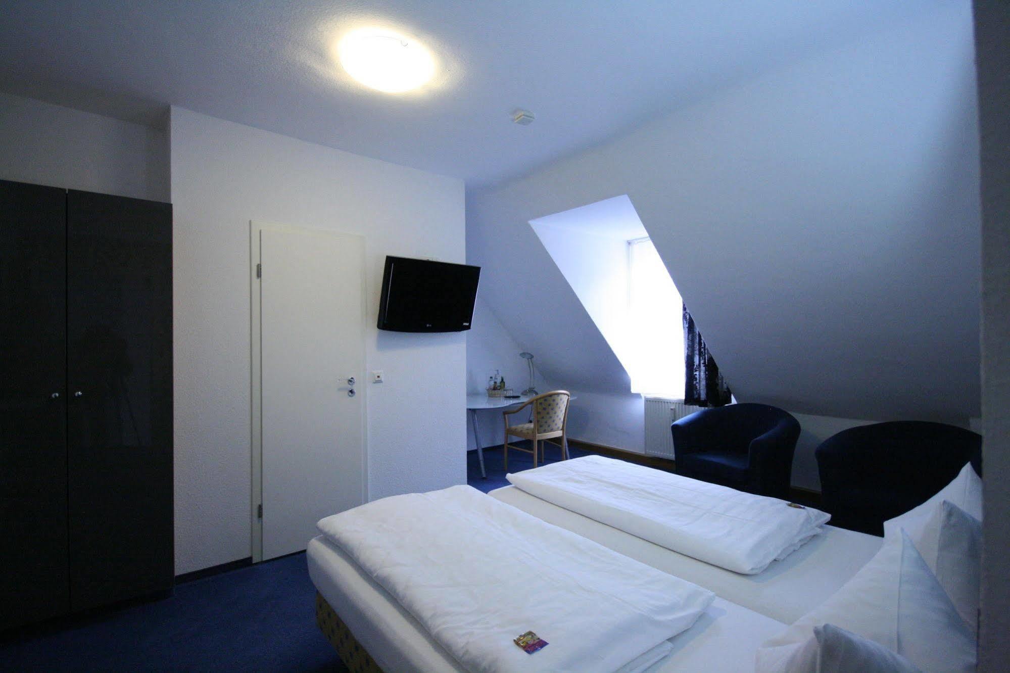 Altstadt Hotel ไฮเดลเบิร์ก ภายนอก รูปภาพ