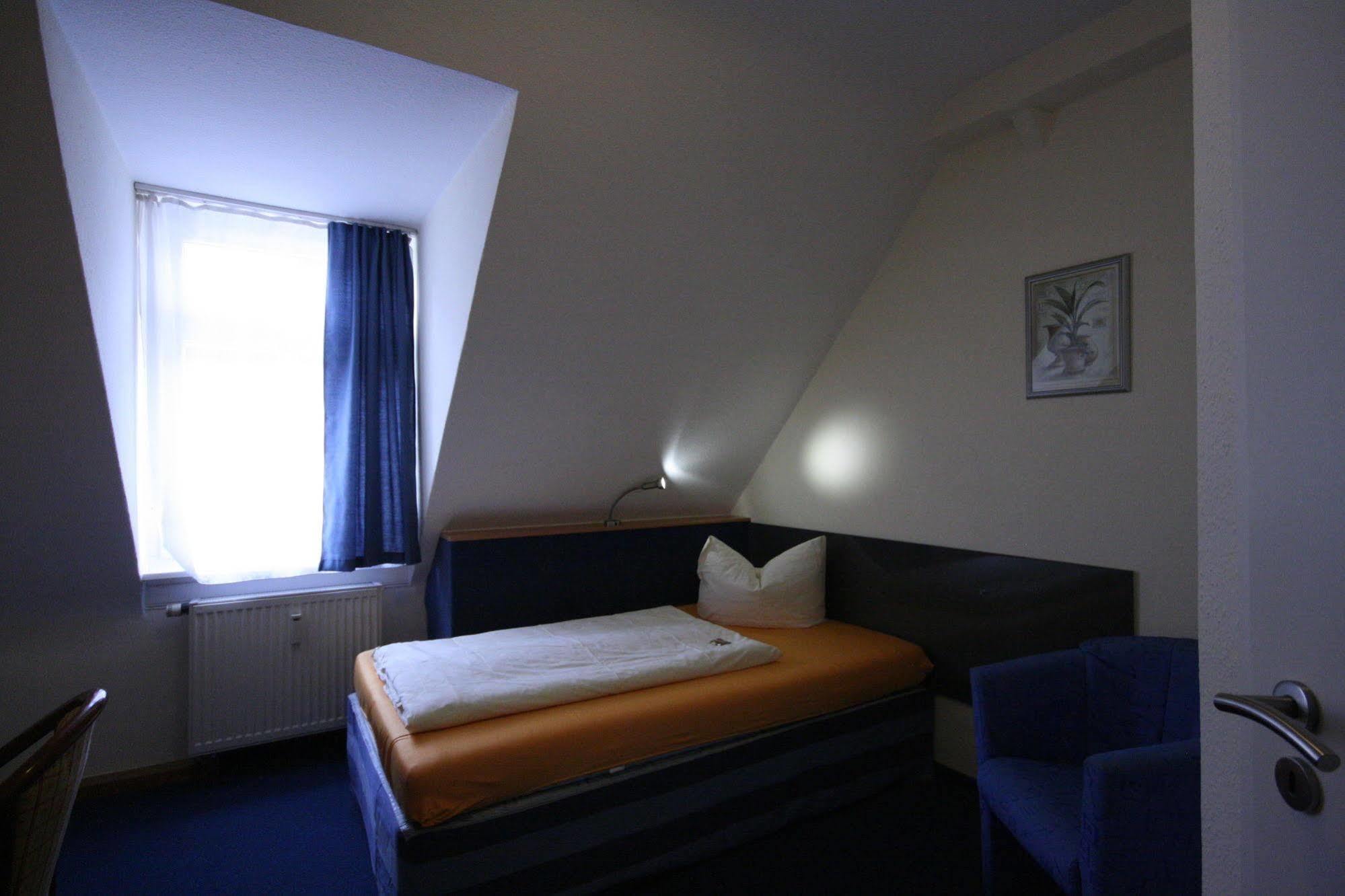 Altstadt Hotel ไฮเดลเบิร์ก ภายนอก รูปภาพ